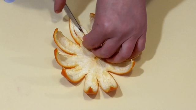 Украшения для блюда, из овощей и фруктов / Прикраси для святкових страв / Цветы из цитрусовых. смотреть онлайн