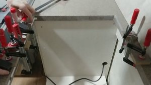 Склейка каменной столешницы на объекте.Bonding stone countertops on site.