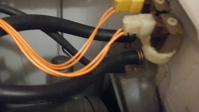 Стиральная машина siemens siwamat c10 вода в барабане чистка клапана смотреть онлайн