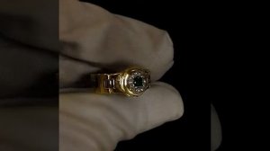 Мужская печатка из подвижных браслетных звеньев с изумрудом и бриллиантами