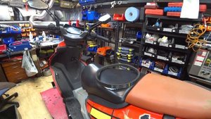 Aprilia SR 50 R. Сим 400.