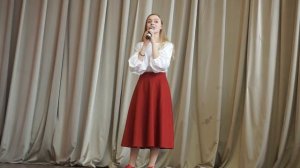 Поёт почти как Анна Герман