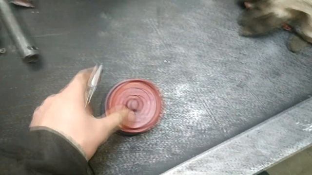 Проверка клапана ВКГ, чистка, смазка. VW Polo Sedan. смотреть онлайн