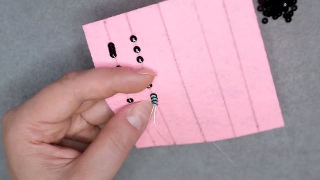 Как пришить пайетки. Мастер-класс для начинающих. How To Sew Sequins. Вышивка пайетками. DIY.