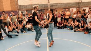 Bachata Tutorial Combination - Daniel Y Tom Bachata Partner Work Explaind