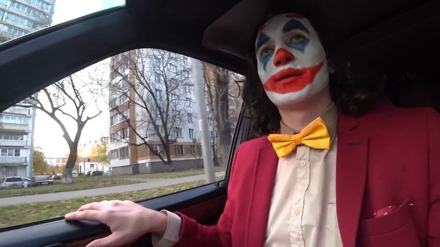 ДЖОКЕР ПУГАЕТ ЛЮДЕЙ в РОССИИ - ПРАНК