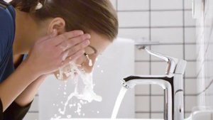 Смеситель Hansgrohe Metris 31088000 для раковины