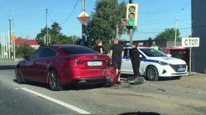 Только что в Большое Буньково (на Москву) женщина на Матиз въехала в Мазду. Город Владимир. ДТП