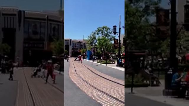 The grove ,Los Angeles,ca смотреть онлайн