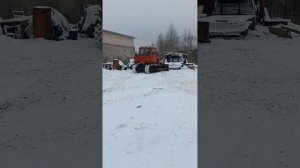 Первый выезд ДТ-75 после ремонта с двигателем Д440