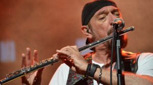 Jethro Tull's Ian Anderson - Thick As A Brick Live In Iceland 2014