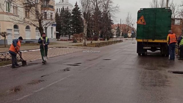 Новая Каховка | Работа под обстрелами смотреть онлайн