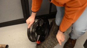 Replacing a Scooter Tyre(tire) Maxxis M6024 130/70/12
