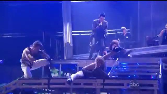 Adam Lambert - For Your Entertainment (American Music Awards 2009)