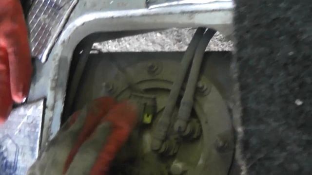 Уаз Грязь в баках. замена фильтра бензонасоса УАЗ Патриот смотреть онлайн