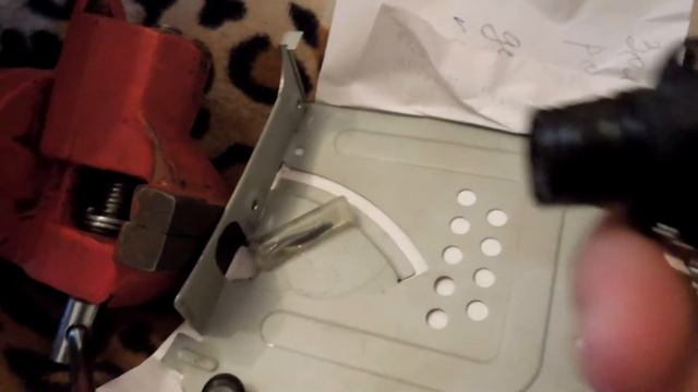 Сломалась пружина в диване или кровати что делать? Ремонт своими руками