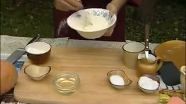 Белорусская кухня. Оладьи из тыквы смотреть онлайн