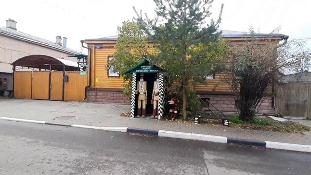 Один день в Коломне. Часть 6. Скамейка Анны Ахматовой. Чудесные герои сказки и двор своими руками смотреть онлайн