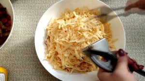 Гости в восторге! Салат с крабовыми палочками "Красное море" , можно готовить и с кальмарами