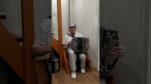 Марджанджа на гармони.