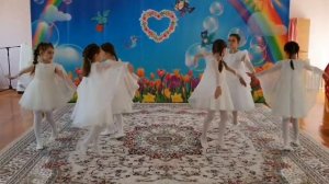 Танец "Птицы  белые", посвящённый Дню победы. МДОУ ДС 25. Подготовительная группа.