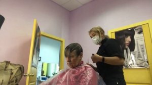 Женская стрижка на короткие волосы