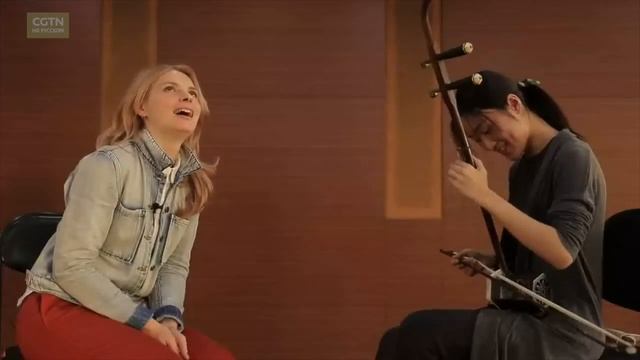 Эрху – образец китайского смычкового струнного инструмента смотреть онлайн