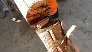 Как пилить дрова одному?