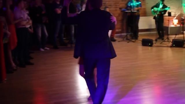 Танец Son Cubano (Сон Кубано) в студии Сальса Плюс смотреть онлайн