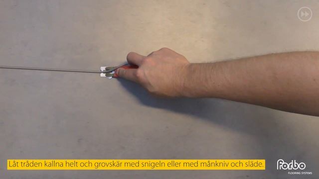 Så lägger du Sarlon Modul'Up – Del 3 av 3 – Svetsa | Forbo Flooring Systems смотреть онлайн