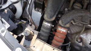 треск двигателя на холодную Peugeot 3008