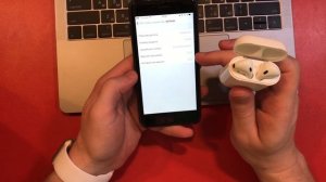Лайфхак как узнать версию прошивки наушников AirPods
