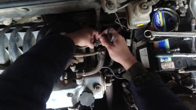 Демонтаж форсунок на Калине. смотреть онлайн