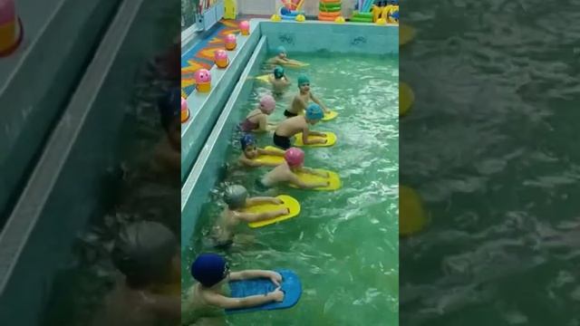 Упражнение для обучения детей плаванию "Стрела" смотреть онлайн