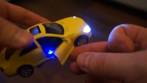 игрушечная машина похожа на мерседес желтый inmagig.ru