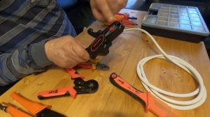 Какой инструмент выбрать электрику. Как выбрать электроинструмент.