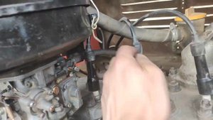 замена карбюратора львовского погрузчика.mp4