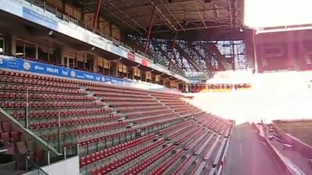Stadion Philips PSV Eindhoven - Holandia - 01.02.2012 смотреть онлайн