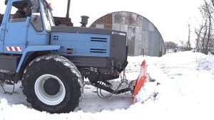 Трактор Т150 Пробил дорогу