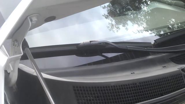 Газовые упоры капота Kia Sportage R смотреть онлайн