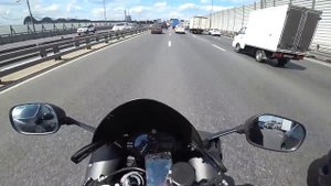 Свозил ДЕВУШКУ в МОСКВА СИТИ на Ямаха Р1