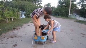 "Волшебный микрофон" - Какого цвета лето? (детская песенка)