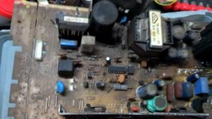 Невеликий доход. Разбор телевизора RUBIN 37M10-2