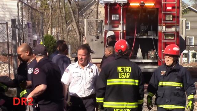 Compilation Of Structure Fires MVAs Fire Trucks Responding And More смотреть онлайн
