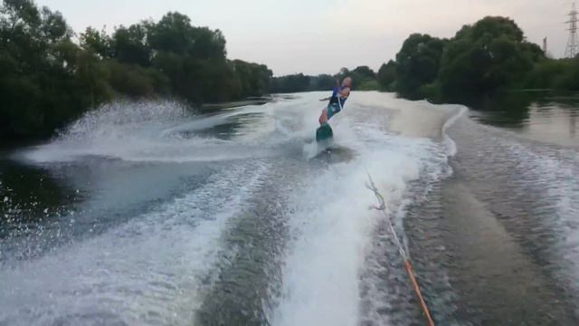 тантрум за гидроциклом Tantrum for watercraft смотреть онлайн