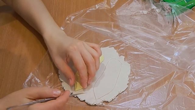 Делаем куклу из паперклея без подставки. Обувь. смотреть онлайн