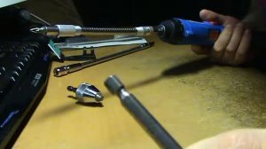 Закручивание шурупов и сверление в труднодоступных местах