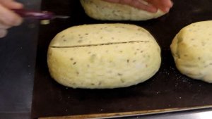 Выпечка Пшеничного  хлеба на закваске, в домашних условиях.