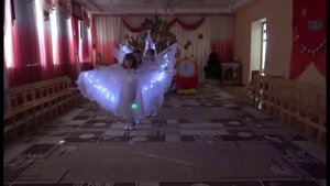 Танец _Сияние_ в детском саду.mp4