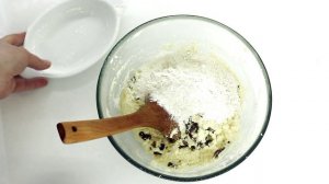 Сырники с изюмом — видео рецепт